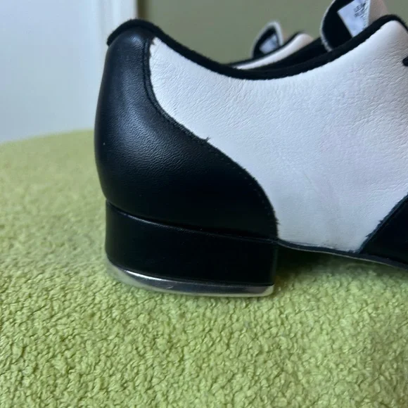 Bloch Black and White Women's Dance Tap Shoes - Picture 3 of 10